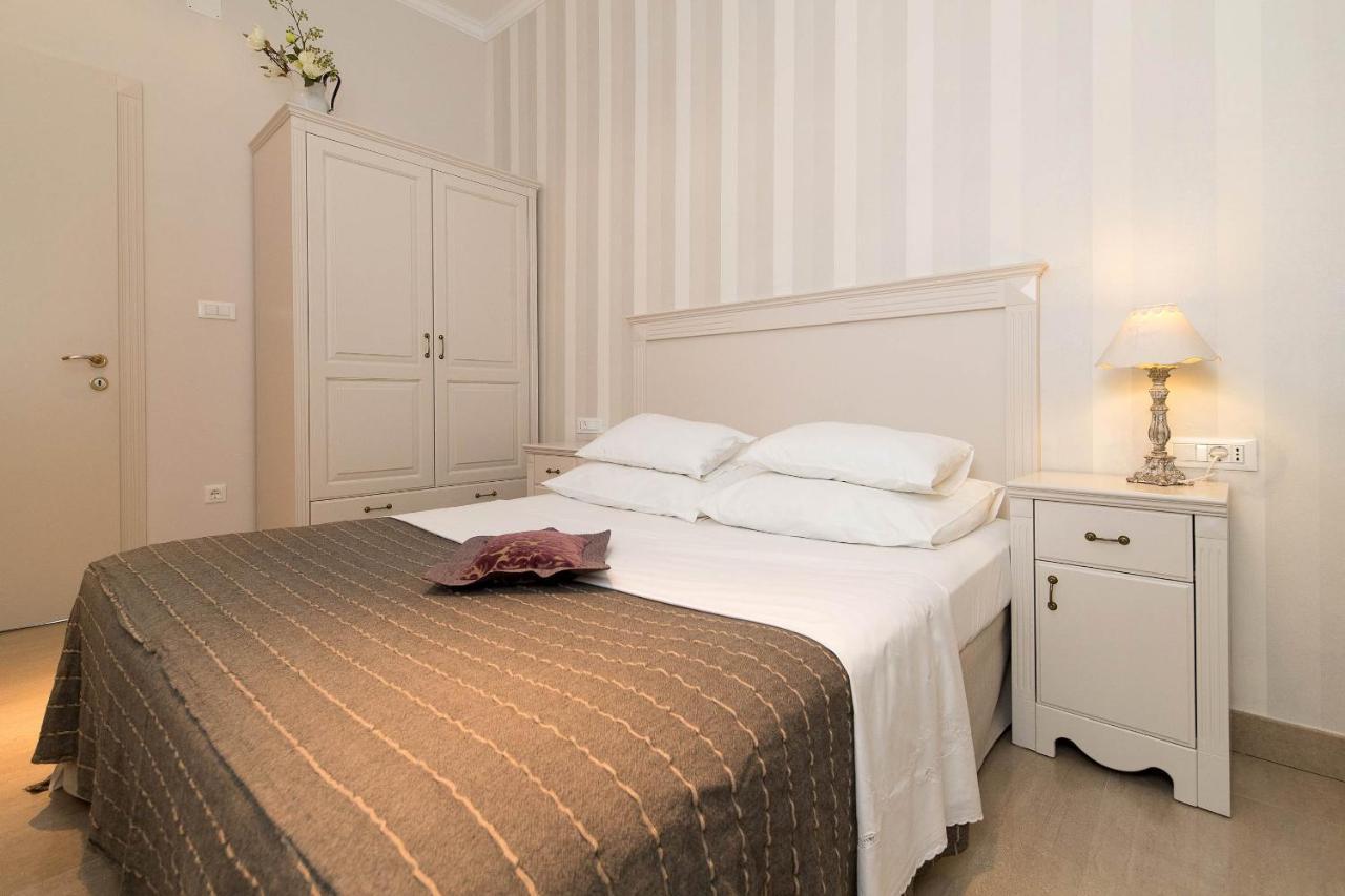 Apartmani Marion Crikvenica Eksteriør billede