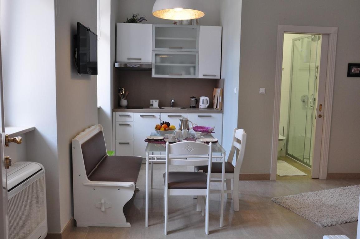 Apartmani Marion Crikvenica Eksteriør billede